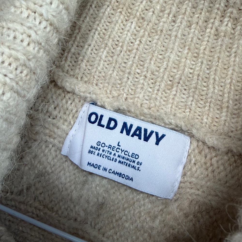 Old Navy Beige Turtleneck Sweater size L - Picture 3 of 6